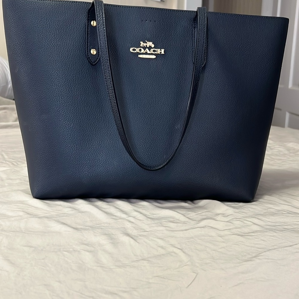 Dark blue coach tote